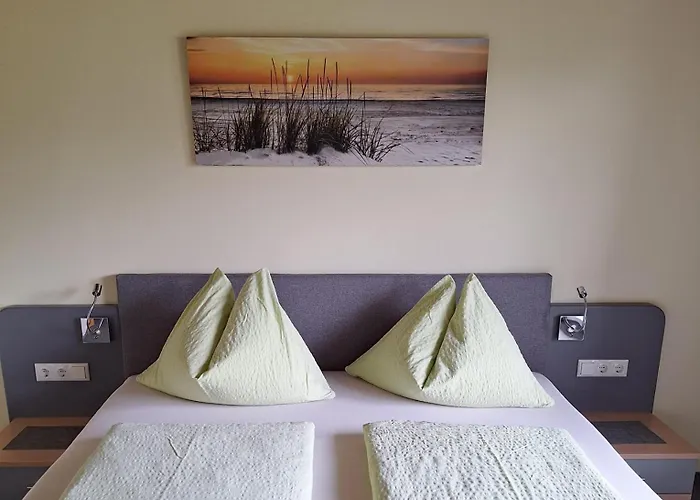 Guggenbichler בית הארחה *